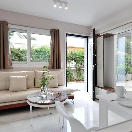 Alekos Luxury Suites Free 24H Transportation From - To Airport Artemida  Exteriér fotografie