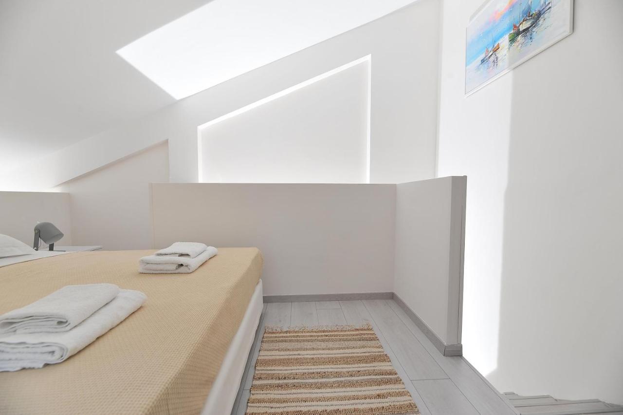 Alekos Luxury Suites Free 24H Transportation From - To Airport Artemida  Exteriér fotografie