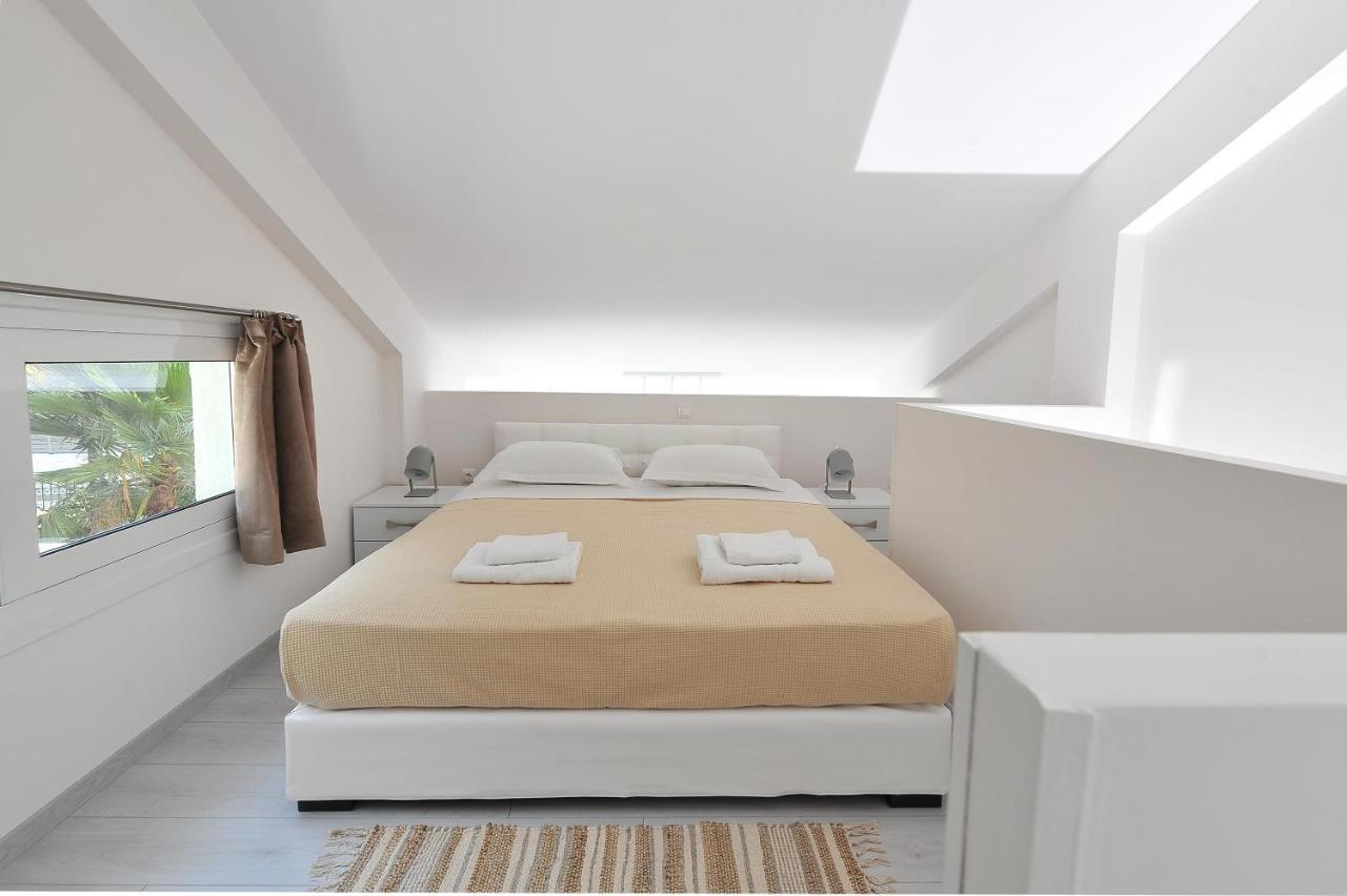 Alekos Luxury Suites Free 24H Transportation From - To Airport Artemida  Exteriér fotografie