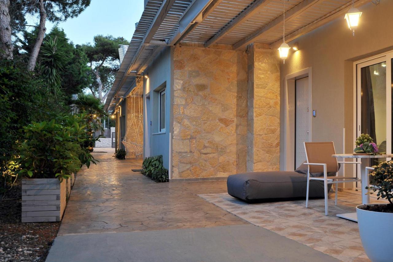 Alekos Luxury Suites Free 24H Transportation From - To Airport Artemida  Exteriér fotografie