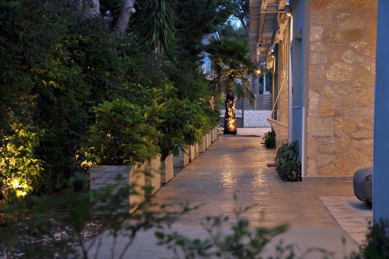 Alekos Luxury Suites Free 24H Transportation From - To Airport Artemida  Exteriér fotografie